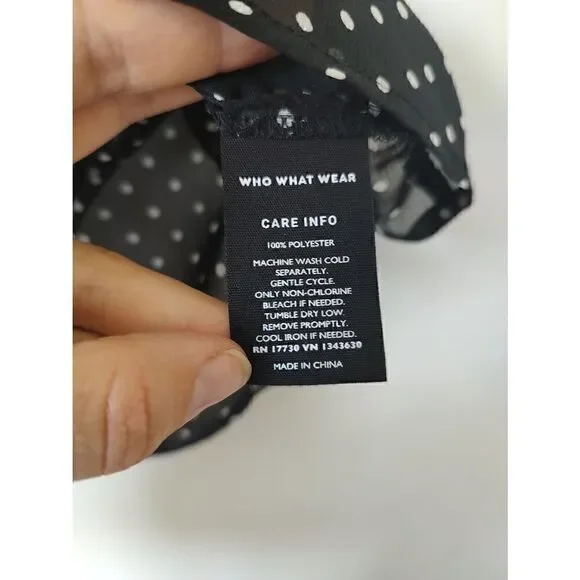Who What Wear Women's Size Small Black White Polka Dot Sleeveless Sheer Blouse - Picture 6 of 9